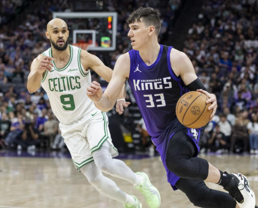 jake-laravia-berkembang-pesat-usai-dilatih-oleh-jj-redick