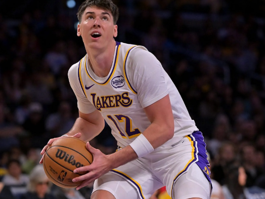 jake-laravia-senang-dipuji-oleh-austin-reaves