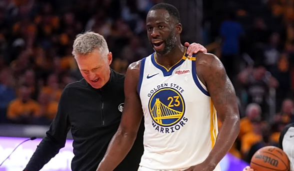 Curry Buka Suara Mengenai Pertikaian Steve Dengan Draymond