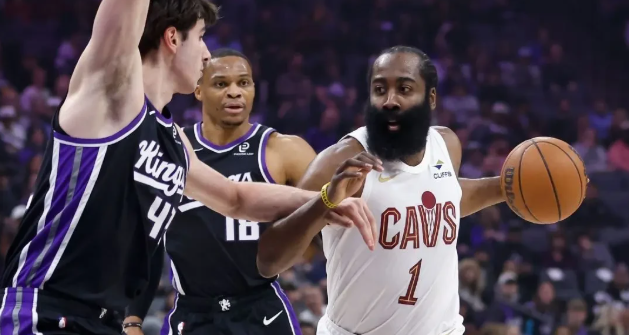 Harden Debut di Cavs, Cleveland Menang Tipis